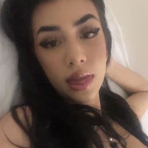 Meet your Posher, Hannia